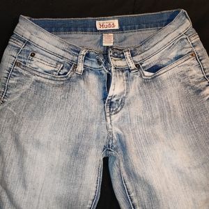 Light White Wash Straight Leg Jeans Pockets